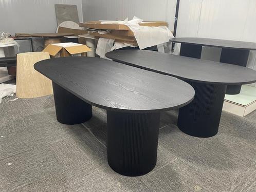 Japandi organische eettafel ovaal zwart, Huis en Inrichting, Tafels | Eettafels, Nieuw, 100 tot 150 cm, 200 cm of meer, Vijf personen of meer