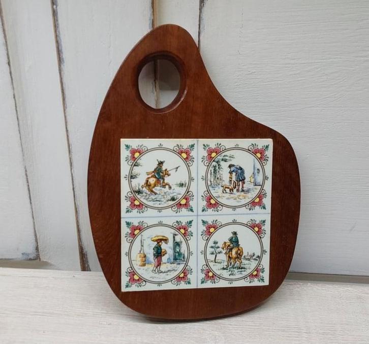 Vintage kaasplankje met tegel, Antiek en Kunst, Curiosa en Brocante, Ophalen of Verzenden