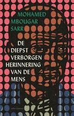 Sarr: De diepst verborgen herinnering van de mens, Mohamed Mbougar Sarr, Ophalen of Verzenden, Zo goed als nieuw, Literatuur