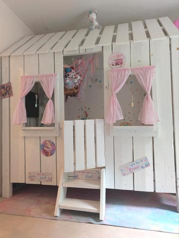 Kinder Bed / Huisje / Pipowagen  beschikbaar voor biedingen