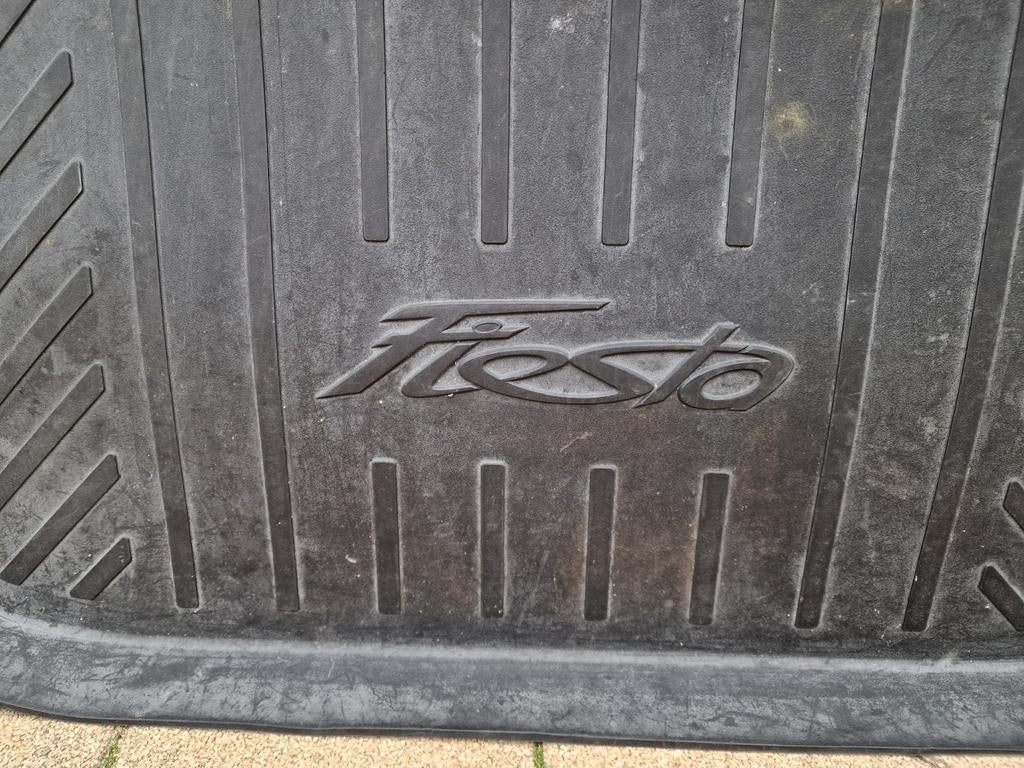 Ford Fiesta 2005 kofferbakmat, Ophalen, Gebruikt