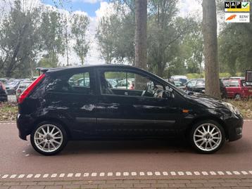 Ford Fiesta 1.6-16V Sport AIRCO!LEDER!INRUILKOOPJE! beschikbaar voor biedingen