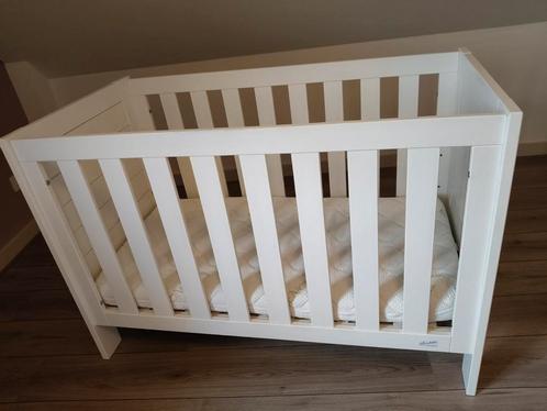 Wit ledikant merk Holland, Kinderen en Baby's, Kinderkamer | Complete kinderkamers, Gebruikt, Jongetje of Meisje, Ophalen