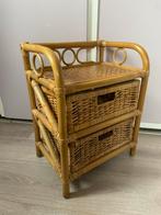 Vintage Rotan Nachtkastje met 2 Lades, Huis en Inrichting, Kasten | Ladekasten, Ophalen, Overige materialen, Minder dan 50 cm