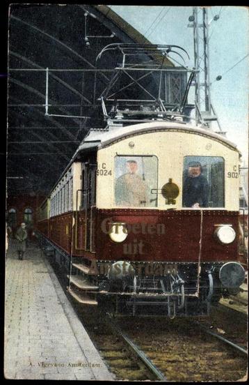 Amsterdam, Leporello, Klepjeskaart met 10 afbeeldingen 1930  beschikbaar voor biedingen