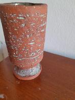 Vintage retro vaas op voetje, Ophalen of Verzenden, Zo goed als nieuw, Overige kleuren, Minder dan 50 cm