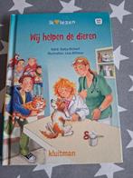 boek katja richert - wij helpen de dieren - avi E3, Ophalen of Verzenden, Zo goed als nieuw, Fictie algemeen