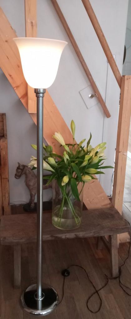 Vintage Art design staande Tulp vloerlamp., Huis en Inrichting, Lampen | Vloerlampen, 150 tot 200 cm, Overige materialen, Ophalen