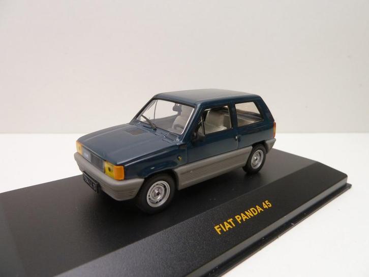 Fiat Panda 45  ''  Ixo 1/43 '', Hobby en Vrije tijd, Modelauto's | 1:43, Zo goed als nieuw, Auto, Overige merken, Ophalen of Verzenden