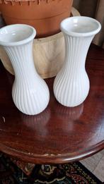 2 leuke vaasjes 18cm, Overige kleuren, Ophalen of Verzenden, Minder dan 50 cm, Glas