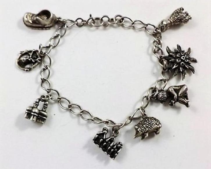 Vintage bedelarmband FBM met 8 bedels (7392-527), Sieraden, Tassen en Uiterlijk, Armbanden, Zo goed als nieuw, Zilver, Zilver