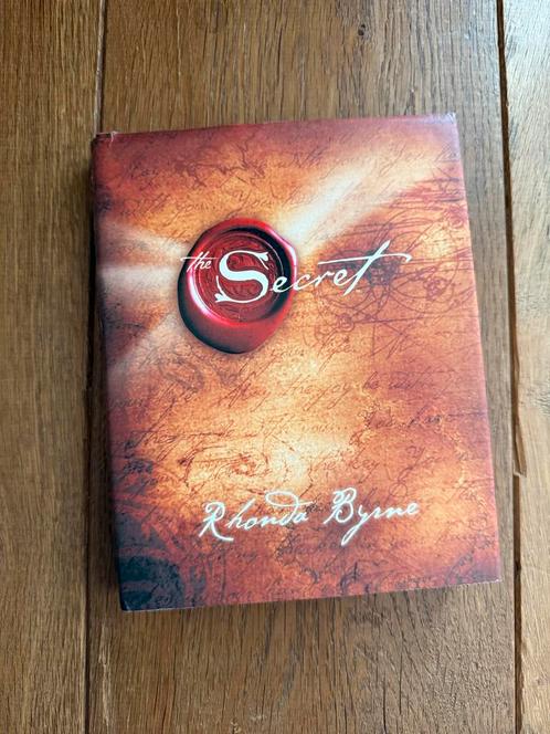 The Secret - Rhonda Byrne (Zo goed als nieuw), Boeken, Esoterie en Spiritualiteit, Zo goed als nieuw, Achtergrond en Informatie