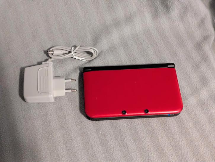 Nintendo 3DS XL Rood met spellen!, Spelcomputers en Games, Spelcomputers | Nintendo 2DS en 3DS, Gebruikt, 3DS XL, Rood, Met games
