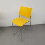 Casala krukken - gele kunststof zitting- set van 4, Huis en Inrichting, Barkrukken, Ophalen, Kunststof, Met voetsteun, 60 tot 90 cm