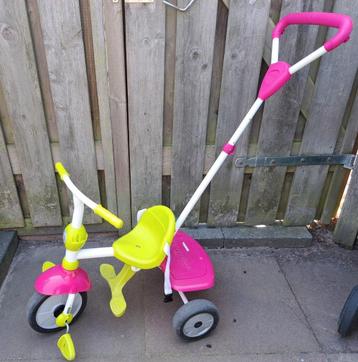 SmarTrike driewieler met duwstang beschikbaar voor biedingen