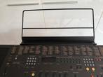 Keyboard Technics KN550 met standaard, Muziek en Instrumenten, Ophalen, 61 toetsen, Zo goed als nieuw, Met standaard