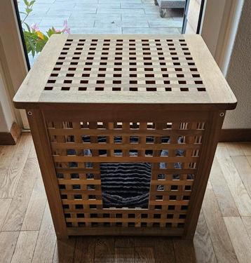 Kattenmand, katten meubel, nestplek, katten slaapplek. beschikbaar voor biedingen