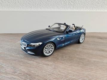 Kyosho BMW Z4 sDrive35i E89 cabrio Tiefseeblau dealer editie