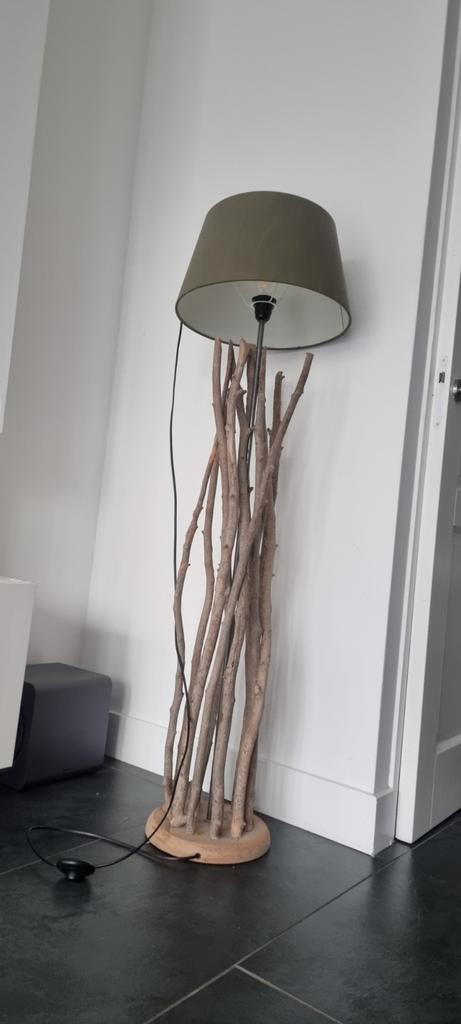 Mooie takken lamp, Huis en Inrichting, Lampen | Vloerlampen, Gebruikt, 100 tot 150 cm, Hout, Ophalen of Verzenden