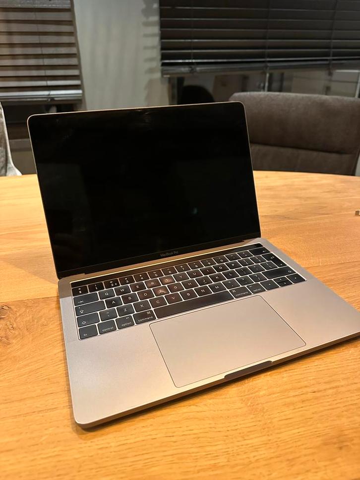MacBook Pro 13" 2016 Touchbar, Computers en Software, Apple Macbooks, Gebruikt, MacBook Pro, 13 inch, 2 tot 3 Ghz, 256 GB, 8 GB