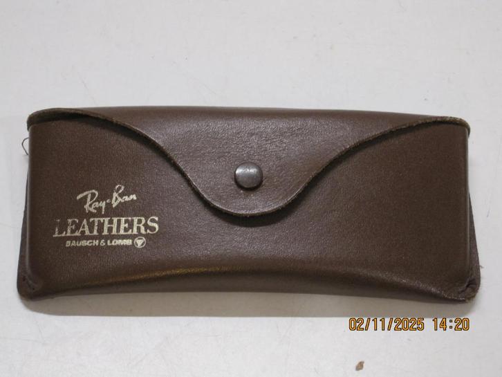 brillenkoker ray ban leathers B&L collectors item (361), Sieraden, Tassen en Uiterlijk, Zonnebrillen en Brillen | Heren, Gebruikt