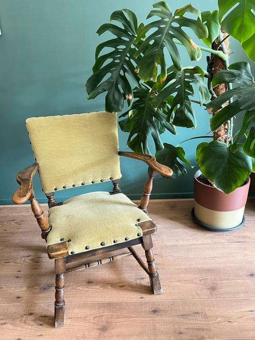 Vintage Wooden Accent Chair, Huis en Inrichting, Fauteuils, Gebruikt, Ophalen