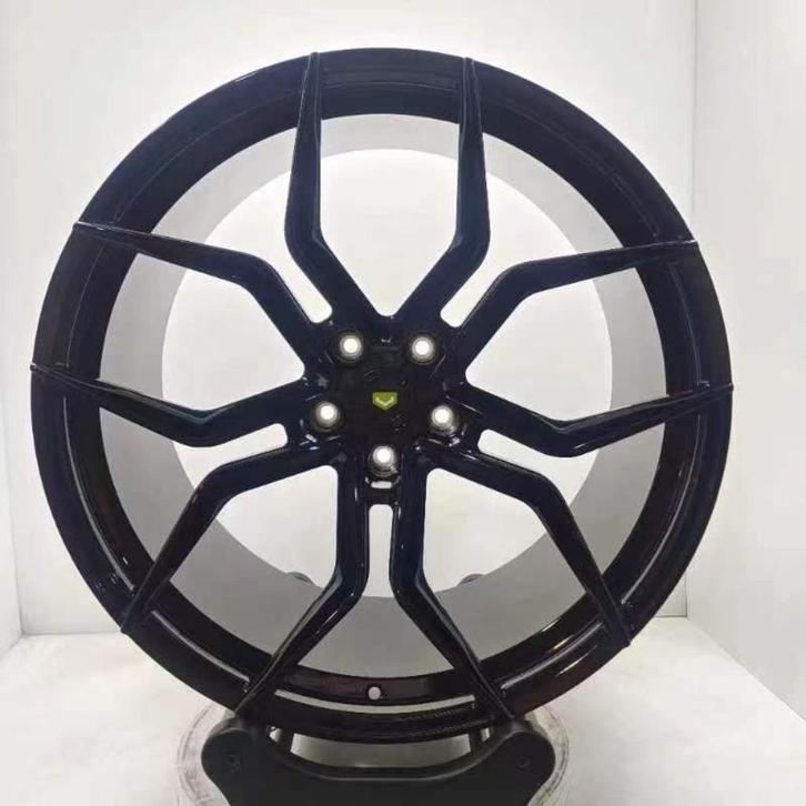 Lamborghini Urus EVO3 Vossen Forged 23 inch velgen NIEUW!!, Auto-onderdelen, Banden en Velgen, Velg(en), Zomerbanden, Overige maten