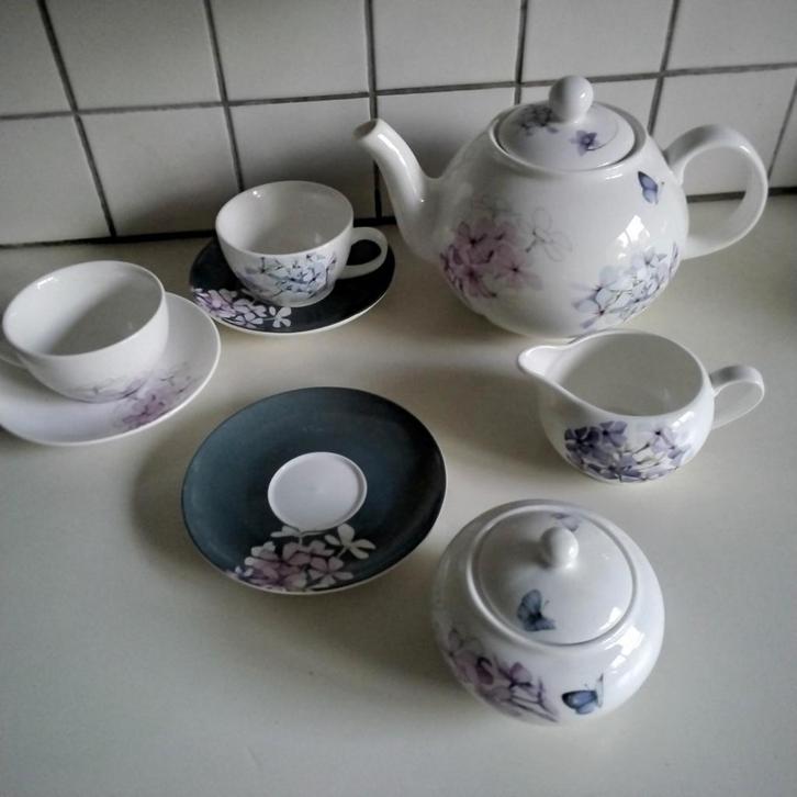 Marjolein bastin  hortensia  items, Huis en Inrichting, Keuken | Servies, Zo goed als nieuw, Bord(en), Overige stijlen, Porselein