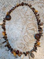 Ketting Afrika: hout, bonen, zaden, cheetah en zebra hanger, Ophalen of Verzenden, Nieuw, Bruin, Overige materialen