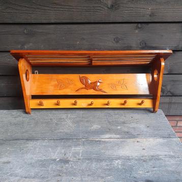 Prachtige design stijl houten kapstok beschikbaar voor biedingen