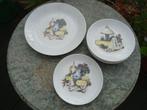 Kaasborden set merk Kahla met schaal doorsnede 28 en 19,5 cm, Antiek en Kunst, Antiek | Porselein, Ophalen of Verzenden