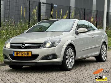 Opel Astra TwinTop 1.8 Enjoy 2007 Navi Dak gaat niet open beschikbaar voor biedingen
