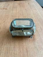 Antiek Frans Glas Geslepen sieraden / ringen doosje, Ophalen