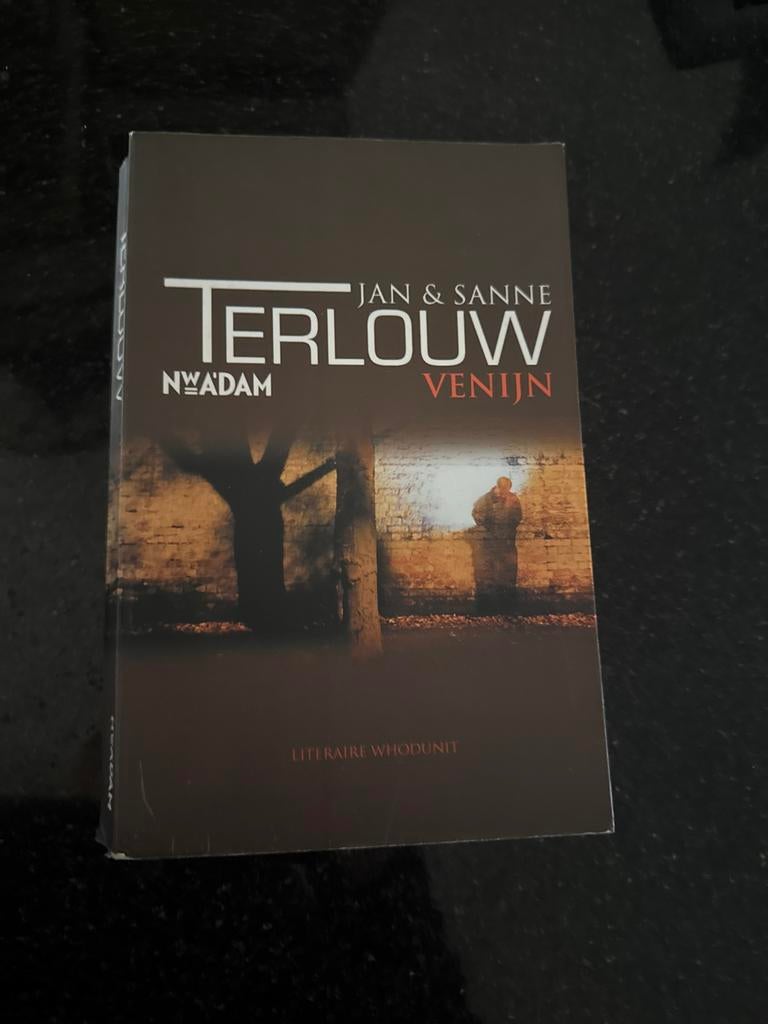 Venijn - Jan & Sanne Terlouw - Literaire Whodunit, Ophalen of Verzenden, Zo goed als nieuw, Tv-bewerking