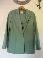 ICHI broekpak blazer en korte broek maat 34, Kleding | Dames, Jasjes, Kostuums en Pakken, Ophalen of Verzenden, Zo goed als nieuw