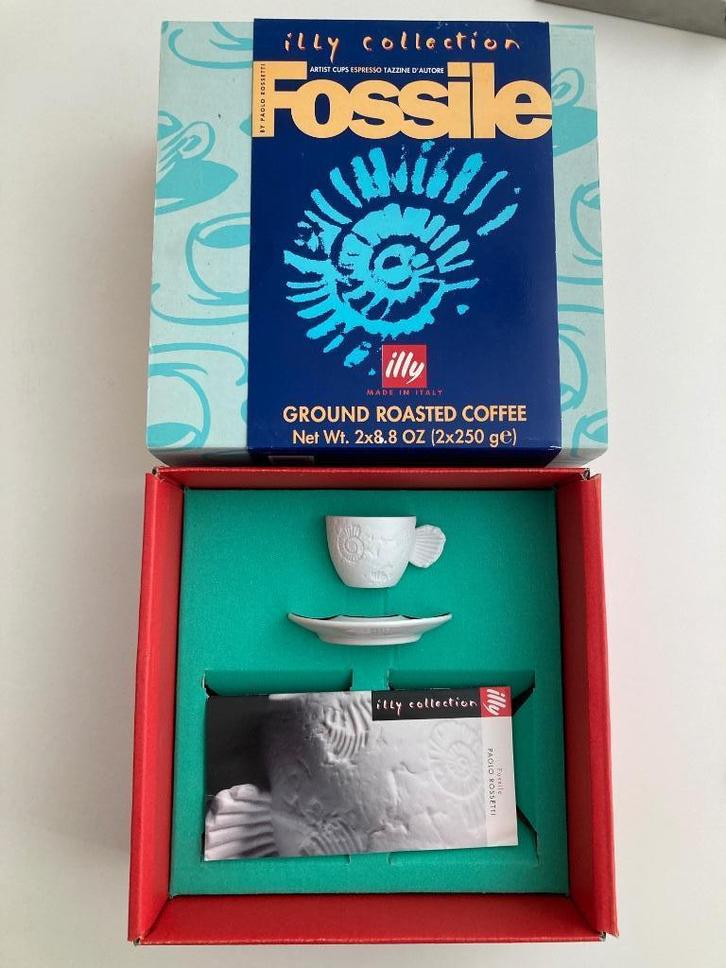 Illy Fossil Art Collection 1997 Paolo Rossetti, Verzamelen, Porselein, Kristal en Bestek, Nieuw, Kop en/of schotel, Porselein