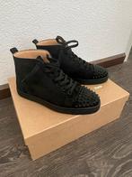 Christian Louboutin Sneakers | Suede Zwart | Maat: 41,5, Ophalen, Christian Louboutin, Zwart, Sneakers of Gympen