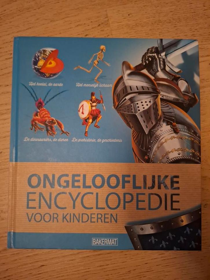 Larousse - Ongelooflijke encyclopedie voor kinderen, Boeken, Kinderboeken | Jeugd | onder 10 jaar, Zo goed als nieuw, Non-fictie