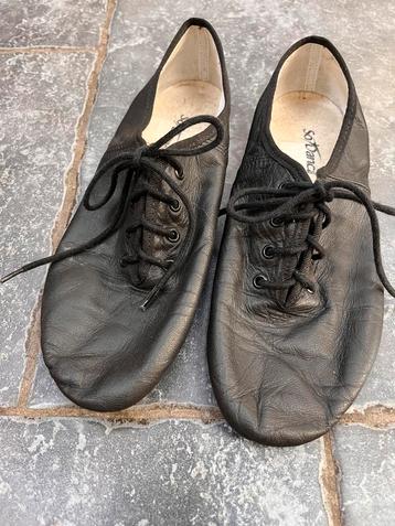 Dansschoenen jazz ballet beschikbaar voor biedingen