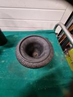 loevre vaas vintage ijzer zwart, Huis en Inrichting, Ophalen of Verzenden, 'T Olde Gre-j, Info@toldegrej.nl, Endepoelstraat 20f Didam