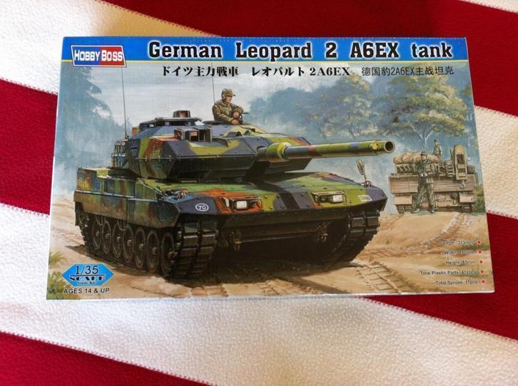 hobbyboss 82403 German Leopard 2A6EX 1/35, Hobby en Vrije tijd, Modelbouw | Auto's en Voertuigen, Nieuw, Tank, 1:32 tot 1:50, Overige merken