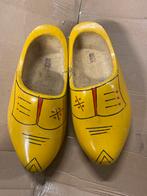 Nieuwe houten klompen maat 39, Ophalen of Verzenden