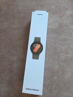 Nieuw samsung galaxy watch 7 green, Ophalen of Verzenden, Nieuw, Zilver, IOS