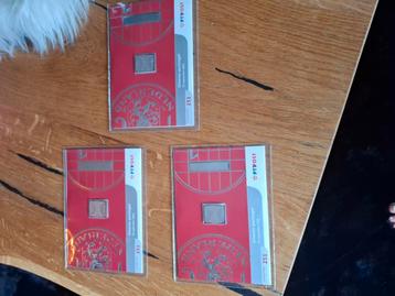 Zilveren postzegel uit 2001 beschikbaar voor biedingen