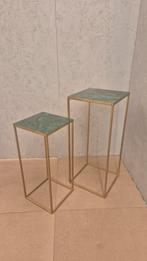 Set van 2 marmerlook bijzettafels, goud frame. modern design, Huis en Inrichting, Woonaccessoires | Zuilen en Pilaren, Ophalen