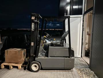 Clark elektrische heftruck freelift beschikbaar voor biedingen