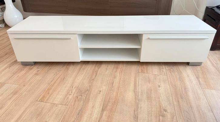 Witte hoogglans tv meubel, Huis en Inrichting, Kasten | Televisiemeubels, Zo goed als nieuw, Minder dan 100 cm, 150 tot 200 cm