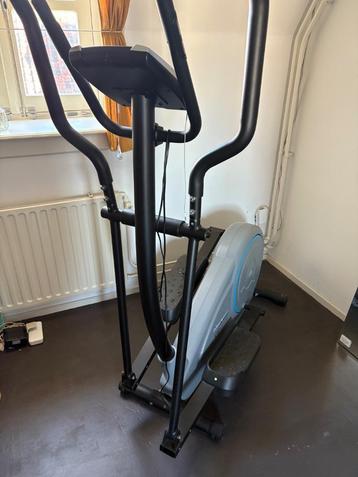 Crosstrainer voor totale workout beschikbaar voor biedingen