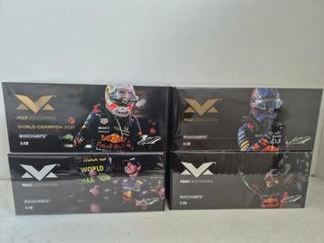 max verstappen 1:18 world champion 2021 + 2022 +2023 +2024   beschikbaar voor biedingen