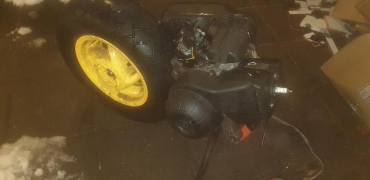 Piaggio 2 takt blok, Fietsen en Brommers, Brommeronderdelen | Scooters, Piaggio, Blok, Ophalen